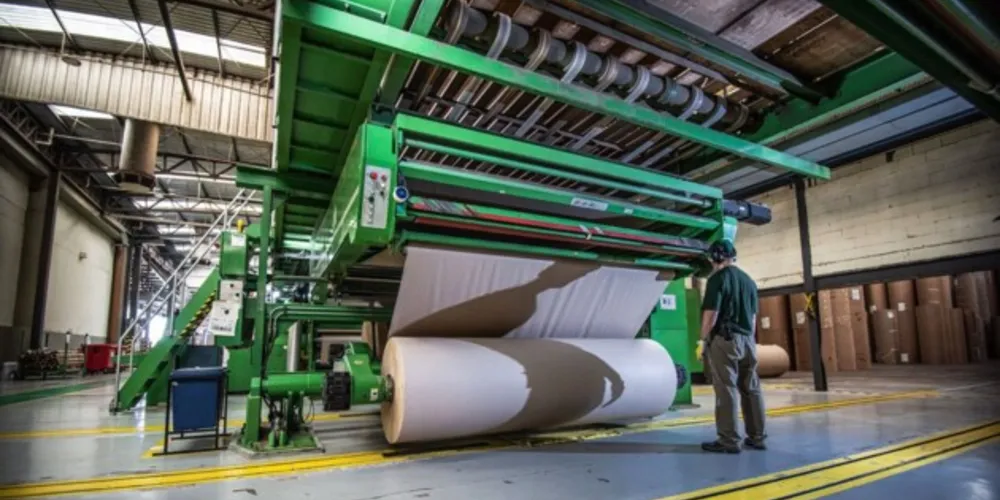 Klabin investe R$ 40 milhões em tecnologia para aprimorar
aplicação de barreira sustentável em papel-cartão