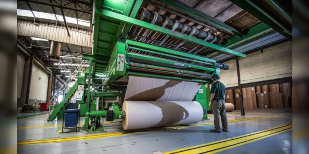 Klabin investe R$ 40 milhões em tecnologia para aprimorar
aplicação de barreira sustentável em papel-cartão