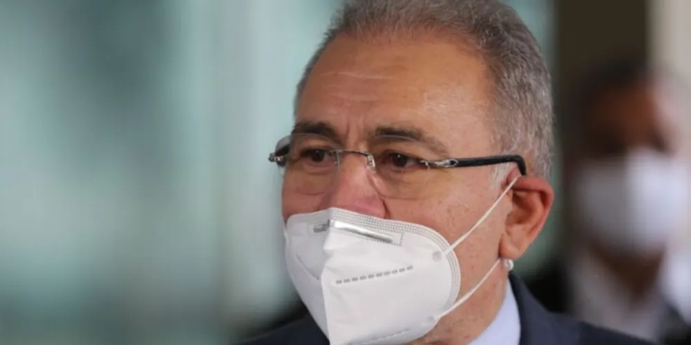 Antes do depoimento, a comissão deverá analisar à quebra de sigilo telefônico e telemático de Carlos Bolsonaro