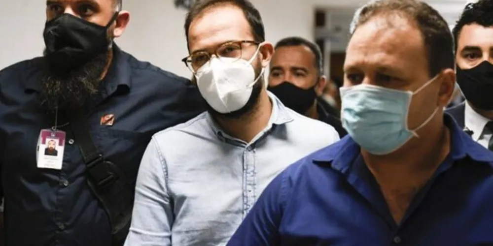 Luis Ricardo chega à CPI para prestar declarações
