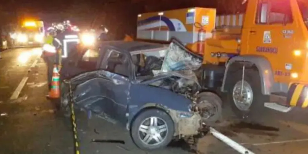 Cinco carros, dois caminhões e quatro carretas se envolveram na colisão