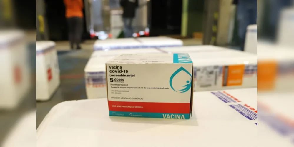 Imagem ilustrativa da imagem Paraná recebe hoje lote com 235 mil doses de vacina