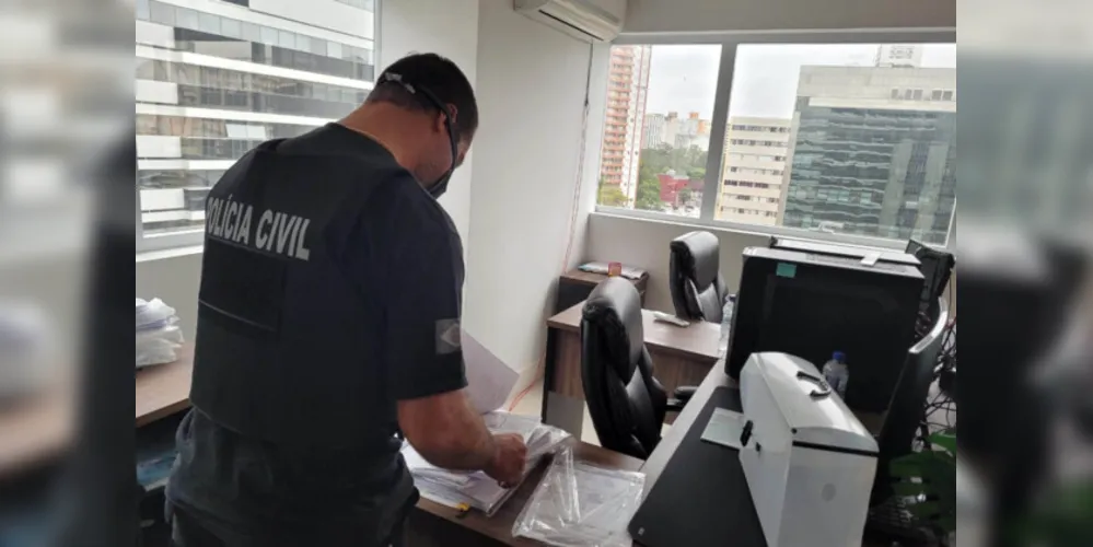 Durante as investigações foram identificadas e ouvidas oito vítimas. O prejuízo verificado até o momento é de R$ 2,5 milhões