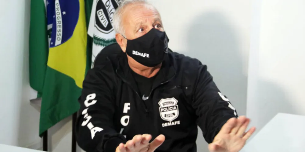 Inquérito teve início em 23 de abril, com a denúncia da Federação Paranaense de Futebol (FPF). Polícia investiga falsificação nos testes de covid-19