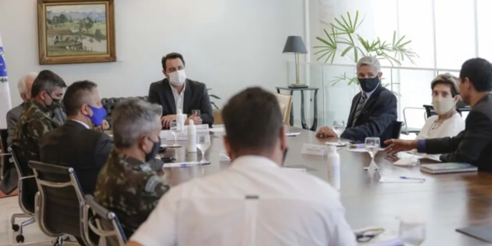Em fevereiro deste ano, Ratinho Junior apresentou  para o comando do Exército Brasileiro o projeto de Ponta Grossa para receber a nova Escola de Sargentos das Armas (ESA)