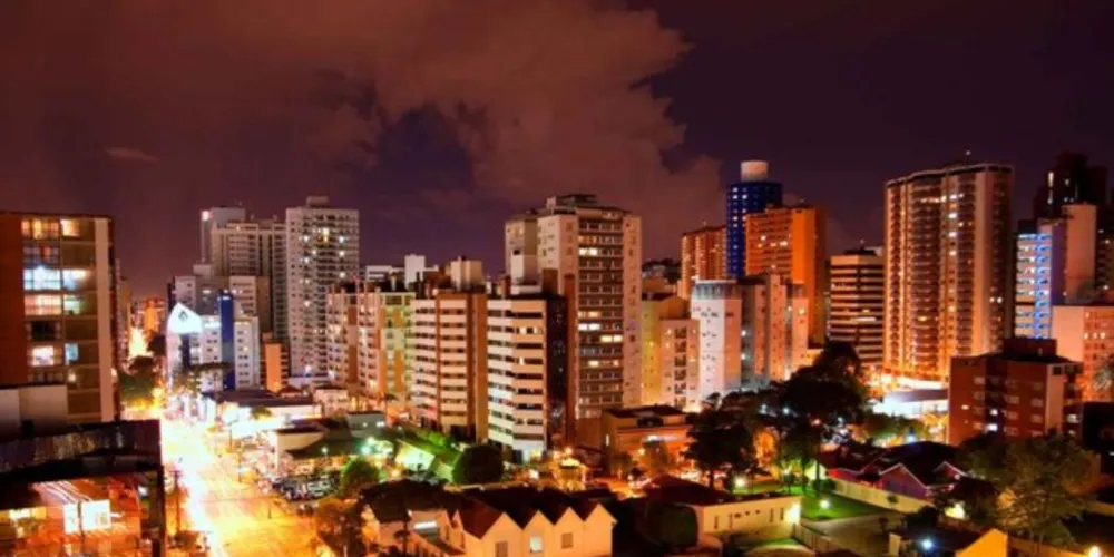 Consumo de energia cresce 12%, indicando retomada econômica do Paraná