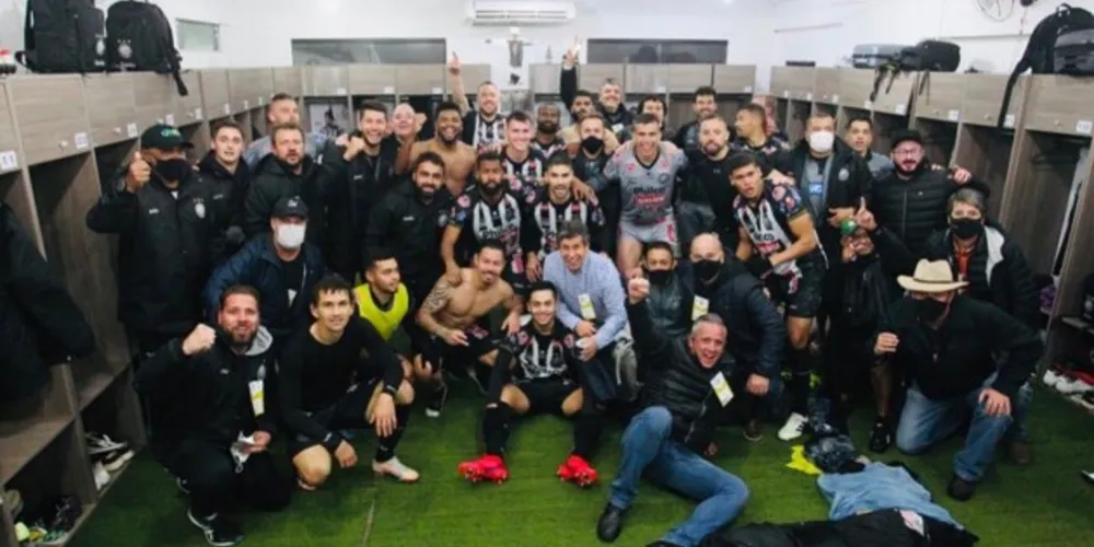 Fantasm assombra time do Botafogo e encosta no G4
