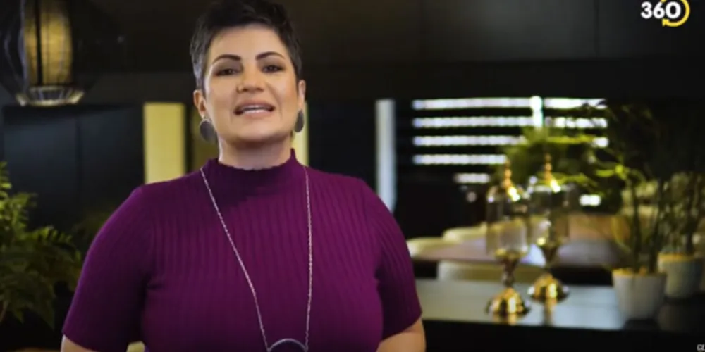 Agora no Portal aRede, o programa aRedeNegócios 360 soma com uma programação interativa com a participação de vários empresários do setor imobiliário, dispondo de entrevistas, notícias, dicas e muito mais. O programa inédito é exibido todos os Domingos das 11 h as 11h30 e também a disseminação de todo o conteúdo nas plataformas e redes sociais. Permitindo assim maior flexibilidade de formatos sob medida para atender as necessidades de comunicação dos anunciantes.