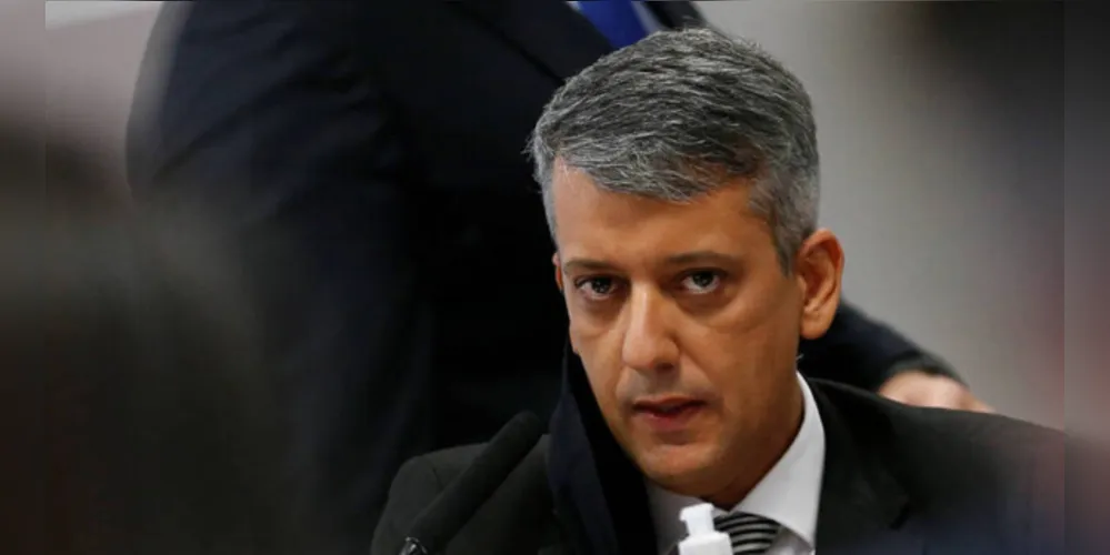 Dias, acusado de cobrar propina de US$ 1 por dose de vacina, responderá em liberdade à acusação de falso testemunho