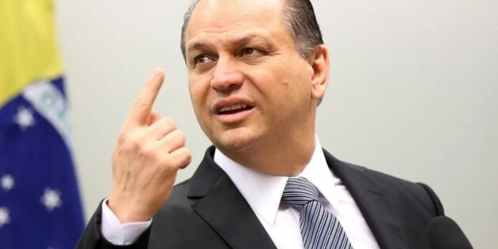 Deputado Luis Miranda confirmou que o presidente Bolsonaro citou o nome de Barros como suspeito de ser o mentor na compra de vacinas