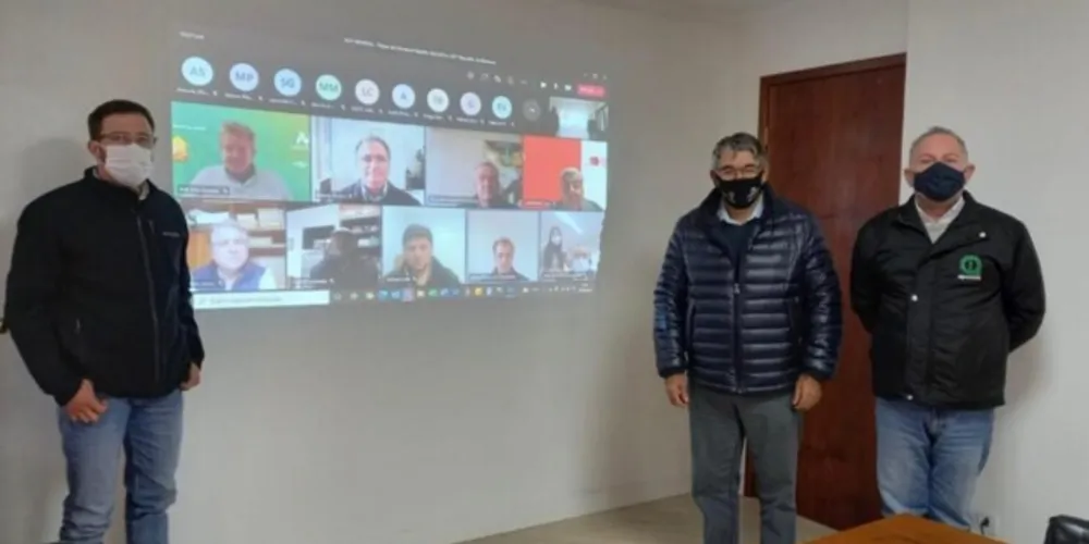 Menarim afirmou que, em sua gestão, pretende dar apoio para que
pautas como legislação possa evoluir ainda mais em pontos 