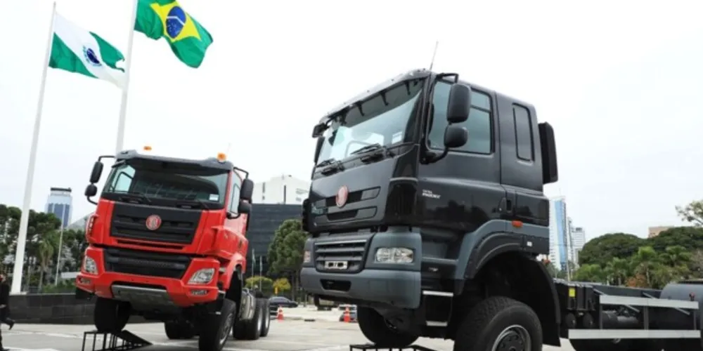 Modelos que foram apresentados ao governador e ao vice-governador, no Palácio Iguaçu, são off-road, de alta tecnologia
