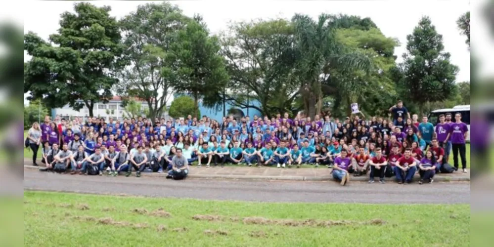 O evento, realizado em 2021 de forma remota, envolve atividades de integração, com uma gincana online, e ações sociais