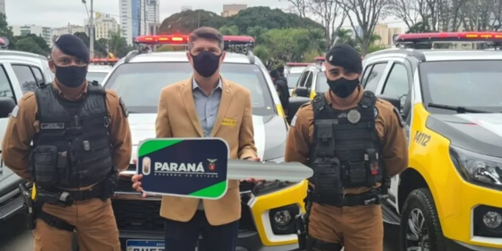 Vice-prefeito participou de solenidade para a entrega de novas viaturas para a Policia Militar e Polícia Civil