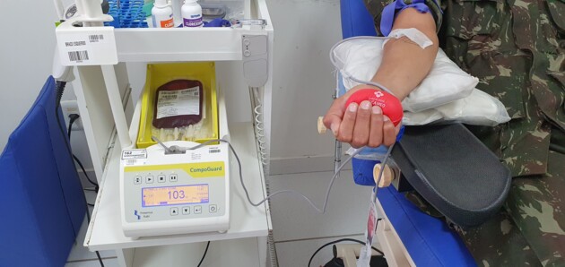 Cerca de 80 pessoas realizaram doações de sangue em Ponta Grossa. Ato é fundamental para manter os estoques do banco de sangue