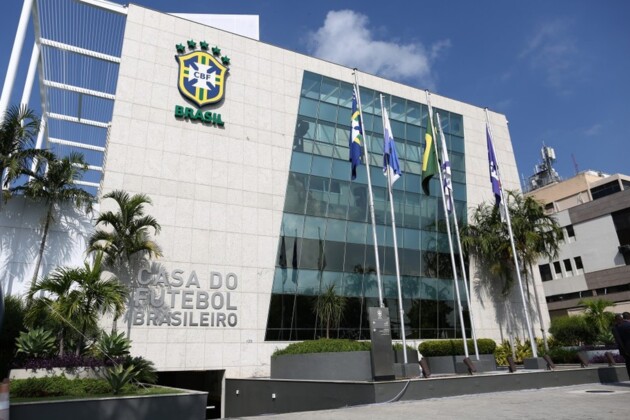 CBF cogita a retomada de público nos estádios a partir das quartas de final da Copa do Brasil