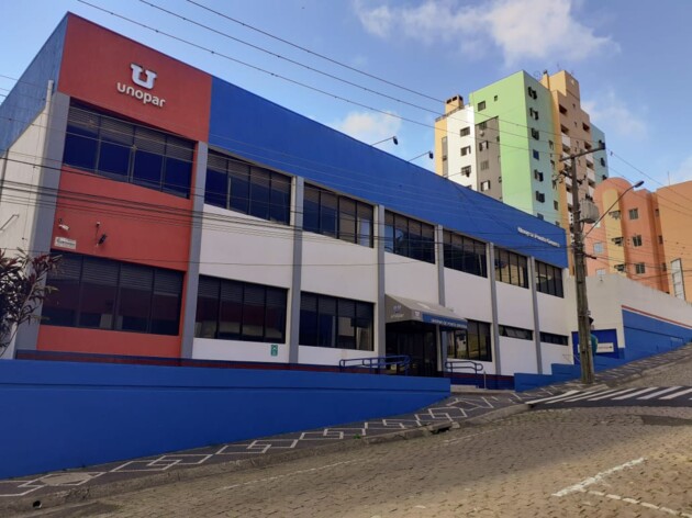 A Unopar Ponta Grossa está situada na rua Tibúrcio Pedro Ferreira n°55 – Centro.