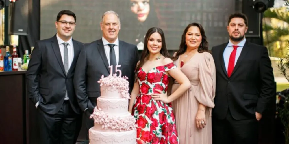 Germano Bertolini, Zilmara Bertolini, Giovanna Bertolini, Paulo Bertolini e Guilherme Bertolini.