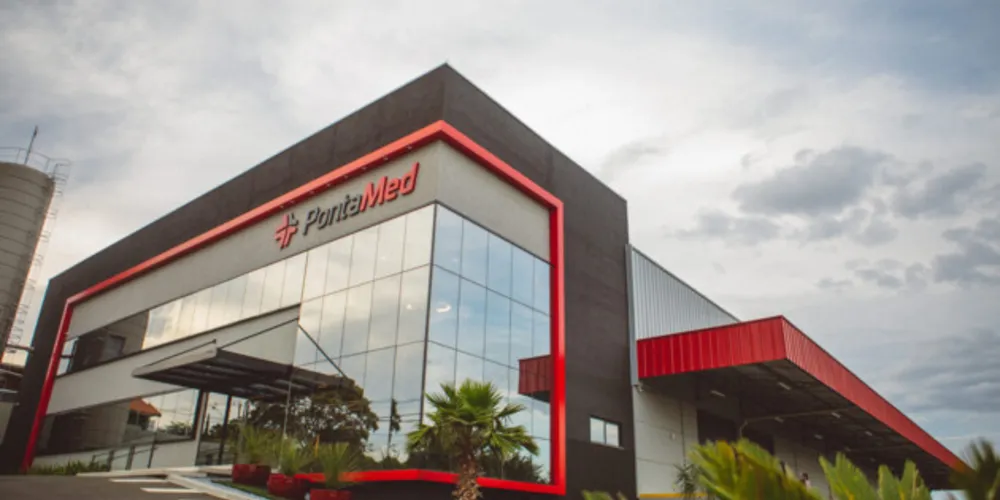 Distribuindo medicamentos e produtos para a saúde de Ponta Grossa para mais de 4000 cidades