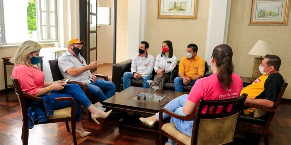 Município recebe 1 tonelada de rações para dar apoio à causa animal