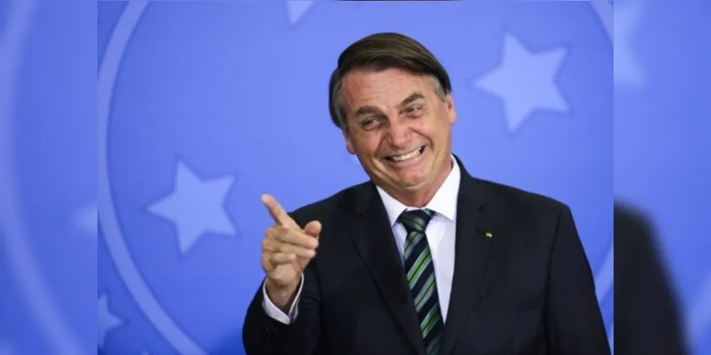 Vereadora que apresentou a proposta justificou que a honraria se dá pela determinação do presidente em resgatar no brasileiro o orgulho pela pátria