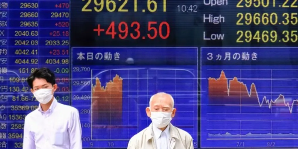 As mulheres continuam a ser a esmagadora maioria das pessoas centenárias, representando 88% do total 