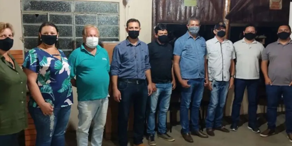 Douglas Modesto debateu novos projetos junto aos vereadores da cidade