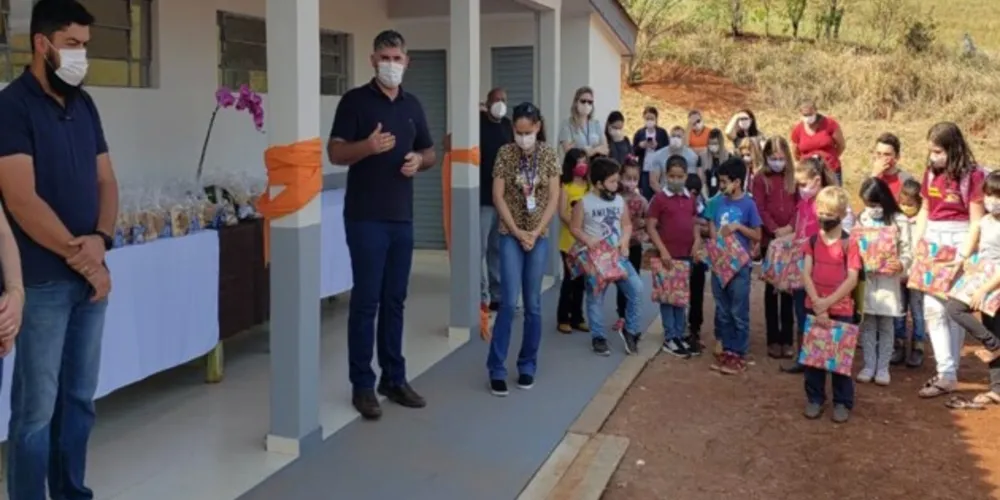  Iniciativa contemplou melhorias na cobertura, calçadas, pintura e instalação elétrica