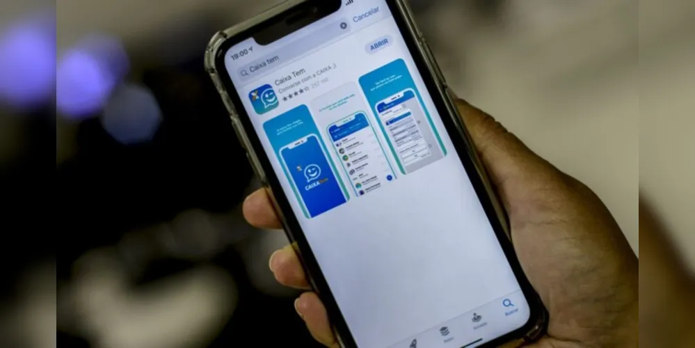Nascidos em janeiro e fevereiro já podem pedir pelo app Caixa Tem.