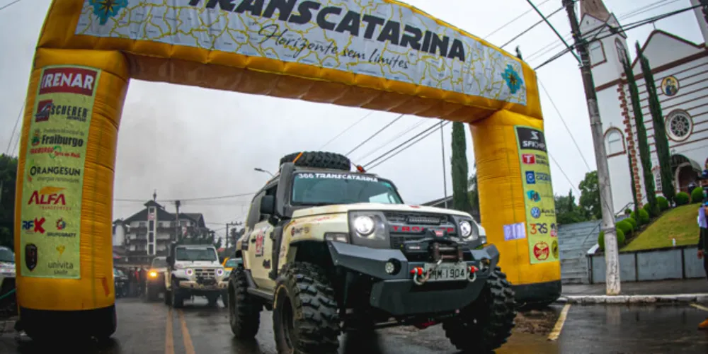 Faltam cinco dias para o início do Transcatarina, e os ponta-grossenses já estão na contagem regressiva para encarar as melhores trilhas de Santa Catarina.