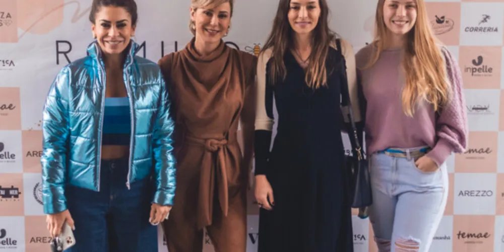 Marina Pellissari, Fernanda Silvério, Mariza Kiers e Carol Kiers.