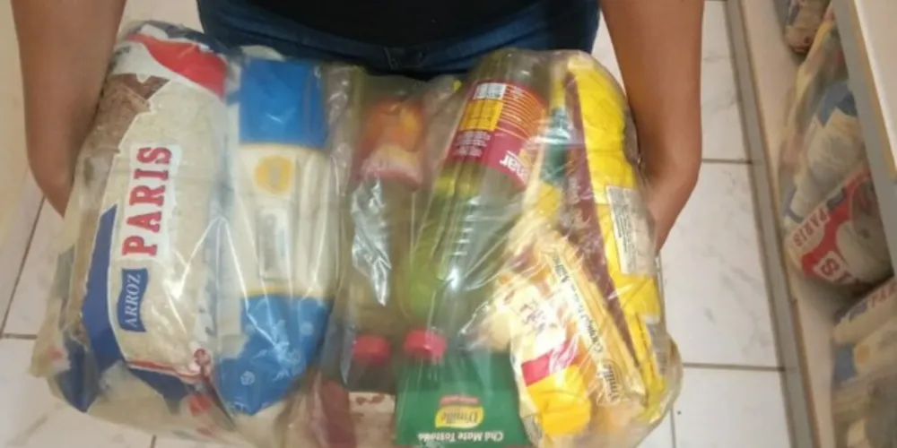Distribuição de cestas básicas ocorre nos CRAS Central e da Vila dos Funcionários; e no Centro de Assistência Social, em Calógeras