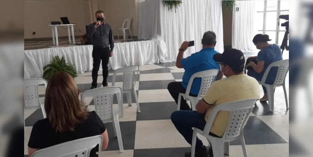 Parceria busca conscientizar a população sobre o descarte correto de lixo