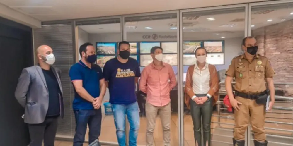 Encontro teve a presença do vice-prefeito de Ponta Grossa, Capitão Saulo, e outros gestores