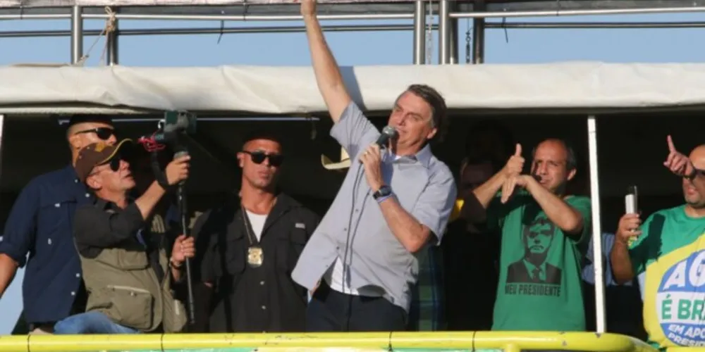 Presidente da República, Jair Messias Bolsonaro (sem partido), em manifestação.