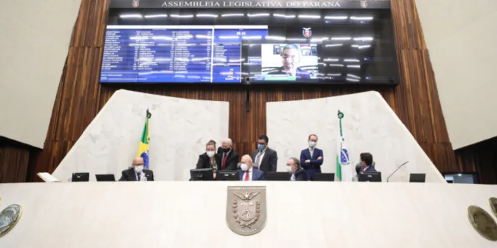 Proposta do Executivo que promove a cessão das rodovias estaduais ao Governo Federal foi aprovada em 2º turno após receber 40 votos a favor e 12 contra