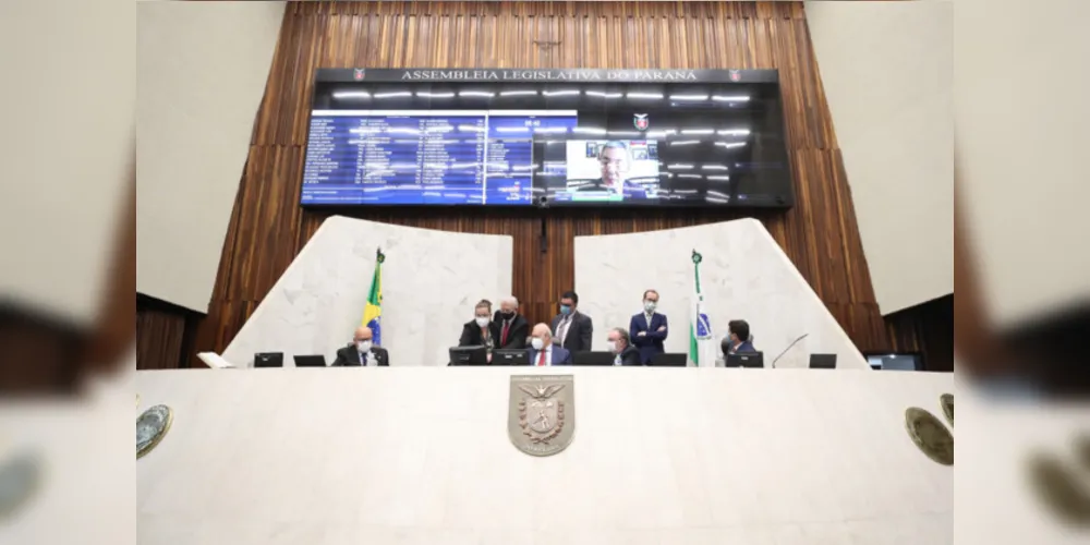 Proposta do Executivo que promove a cessão das rodovias estaduais ao Governo Federal foi aprovada em 2º turno após receber 40 votos a favor e 12 contra