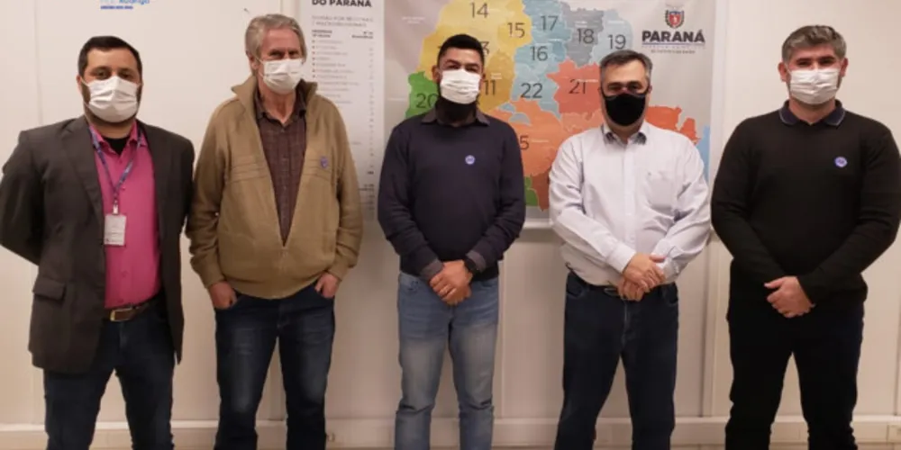 Prefeito Renan Romanichen e outros representantes da gestão tiveram um encontro com a Sesa