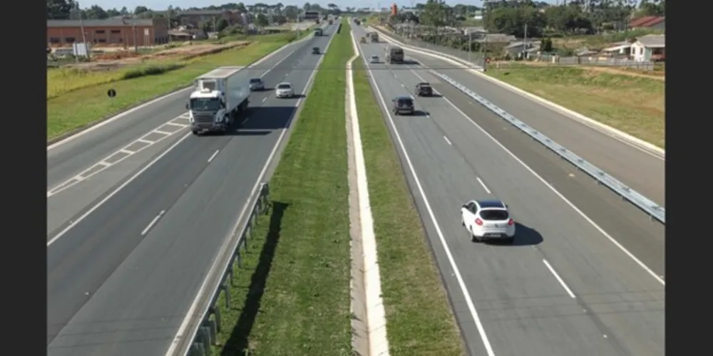 BR 277, entre Curitiba e São Luiz do Purunã, concentra maior parte do movimento previsto para o feriado