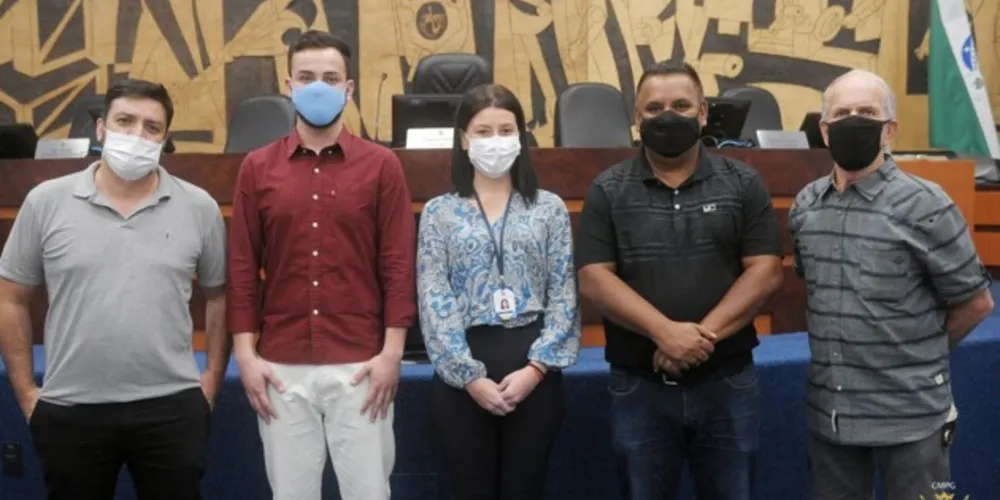 Da esquerda para a direita: Ede Pimentel; Filipe Chociai; Joce Canto; Divo e Jairton da Farmácia.