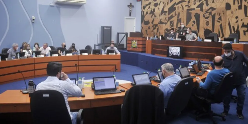 Votação do projeto de lei aconteceu na tarde desta quarta-feira (13).