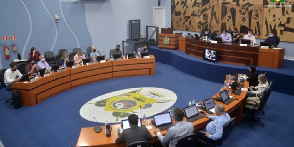 Parlamentares votaram a favor da abertura da Comissão Especial de Investigação (CEI).