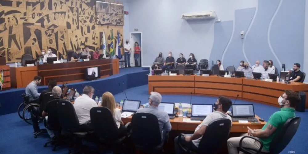Vereadores aprovaram o início da Reforma Administrativa nesta segunda-feira (8).