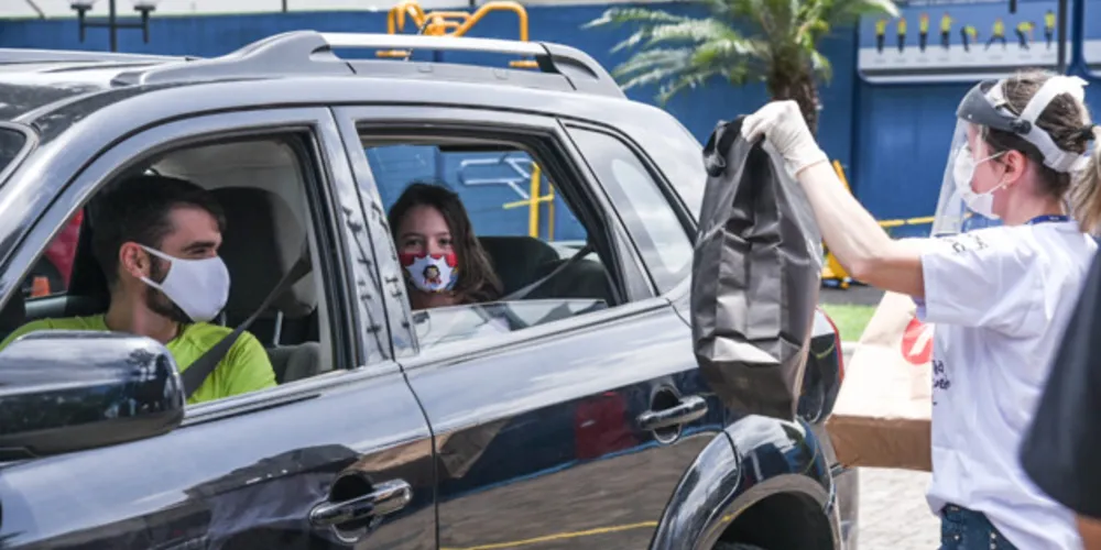 Brinquedos novos e usados podem ser doados pelo sistema de drive-thru em unidades do Sesc PR neste sábado (16) e na semana do dia 18 a 22 de outubro.