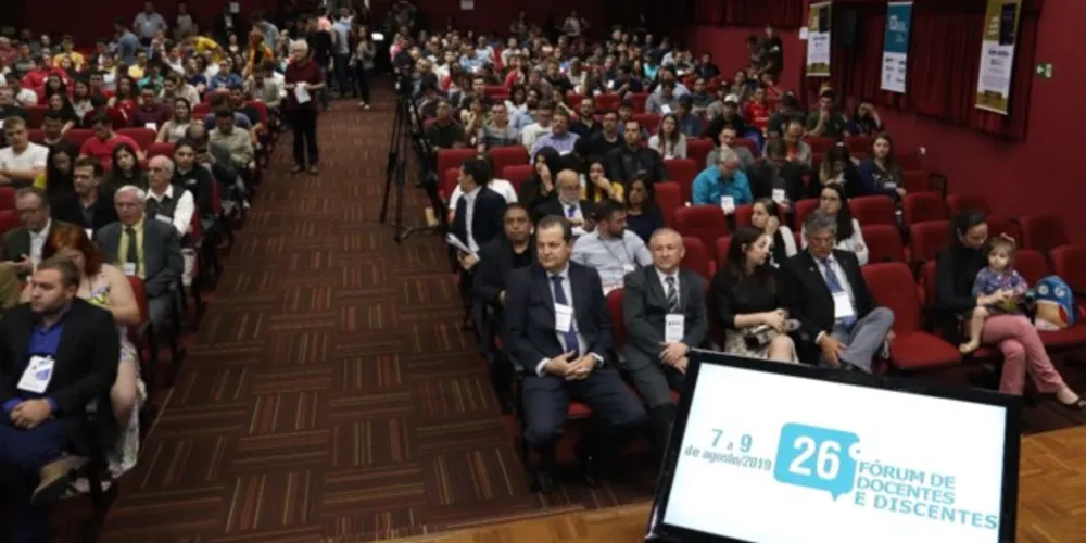 O Fórum de Docentes e Discentes poderá ser acompanhado pelo YouTube. As inscrições estão abertas.