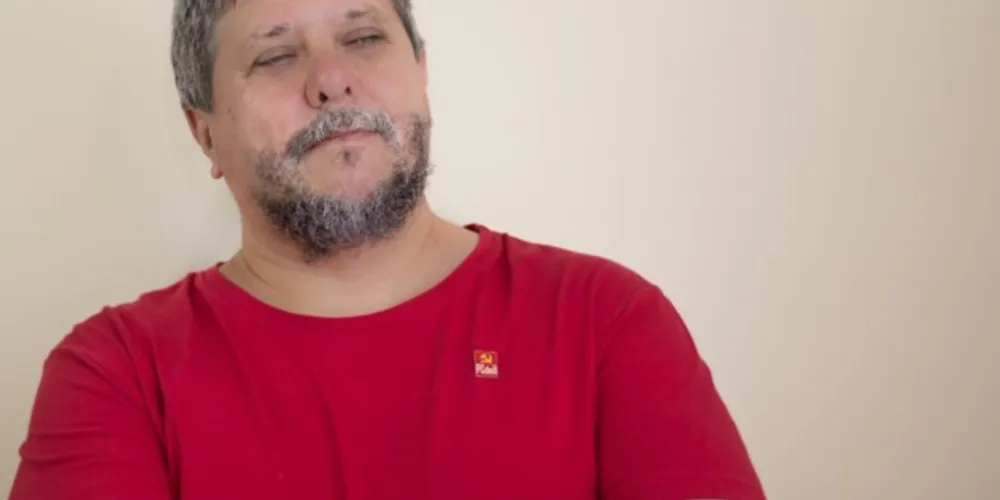 Presidente estadual do PCdoB do Paraná, Elton Barz.