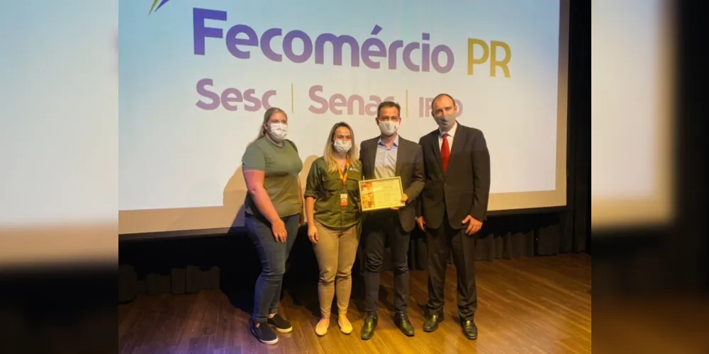 Equipe do Parque Vila Velha e Daniel Wagner.