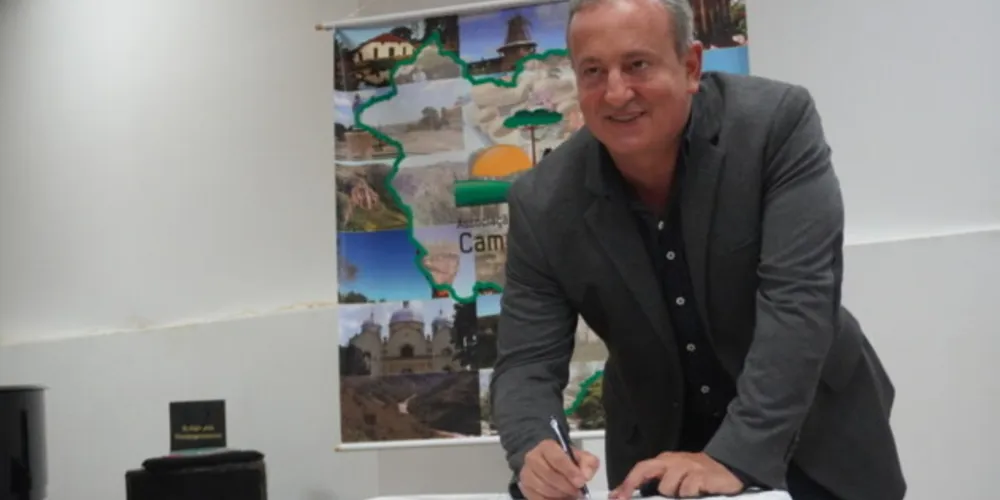  Presidente da AMCG e prefeito de Castro, Moacyr Fadel (Patriota), avalia o cenário econômico dos Campos Gerais