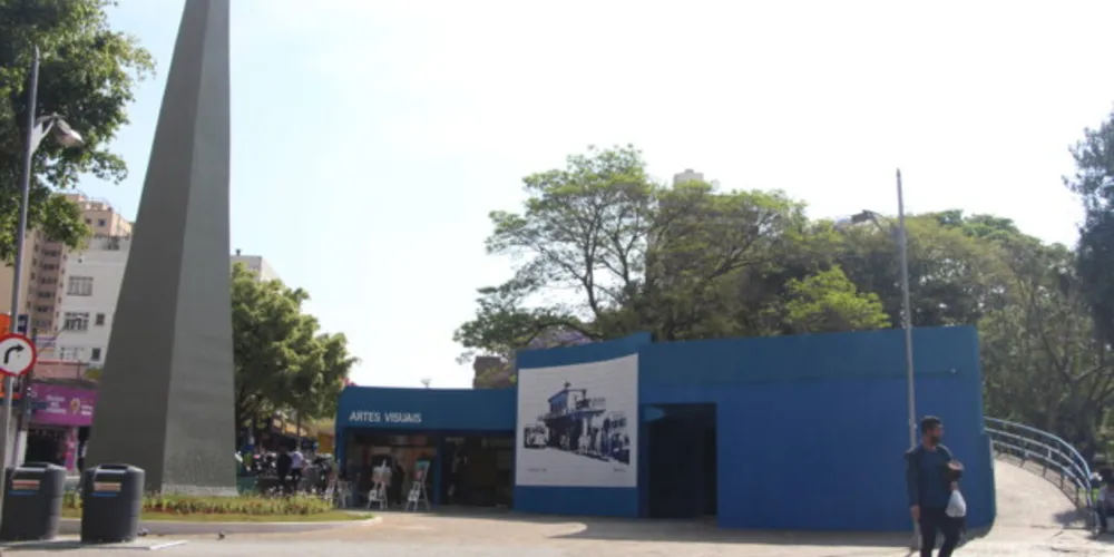 Ponto Azul, localizando no centro de Ponta Grossa