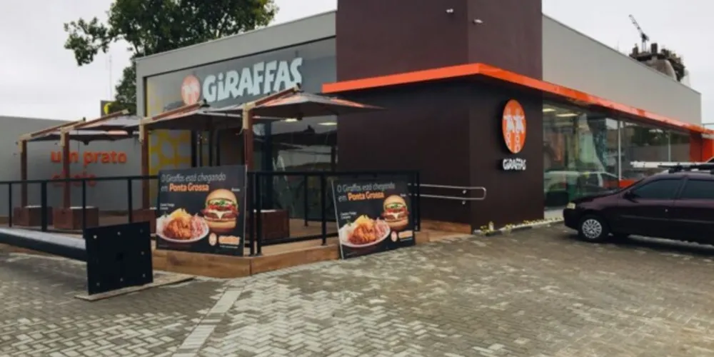 O Giraffas tem 40 anos de experiência com cerca de 400 unidades em 25 estados brasileiros e mostra consistente plano de expansão. É a maior rede de refeições completas do mercado brasileiro.